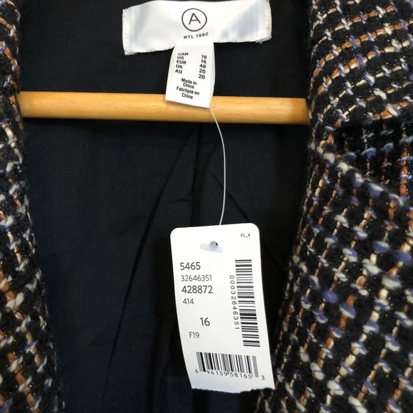 Cute coat/jacket - Picture 2 of 2